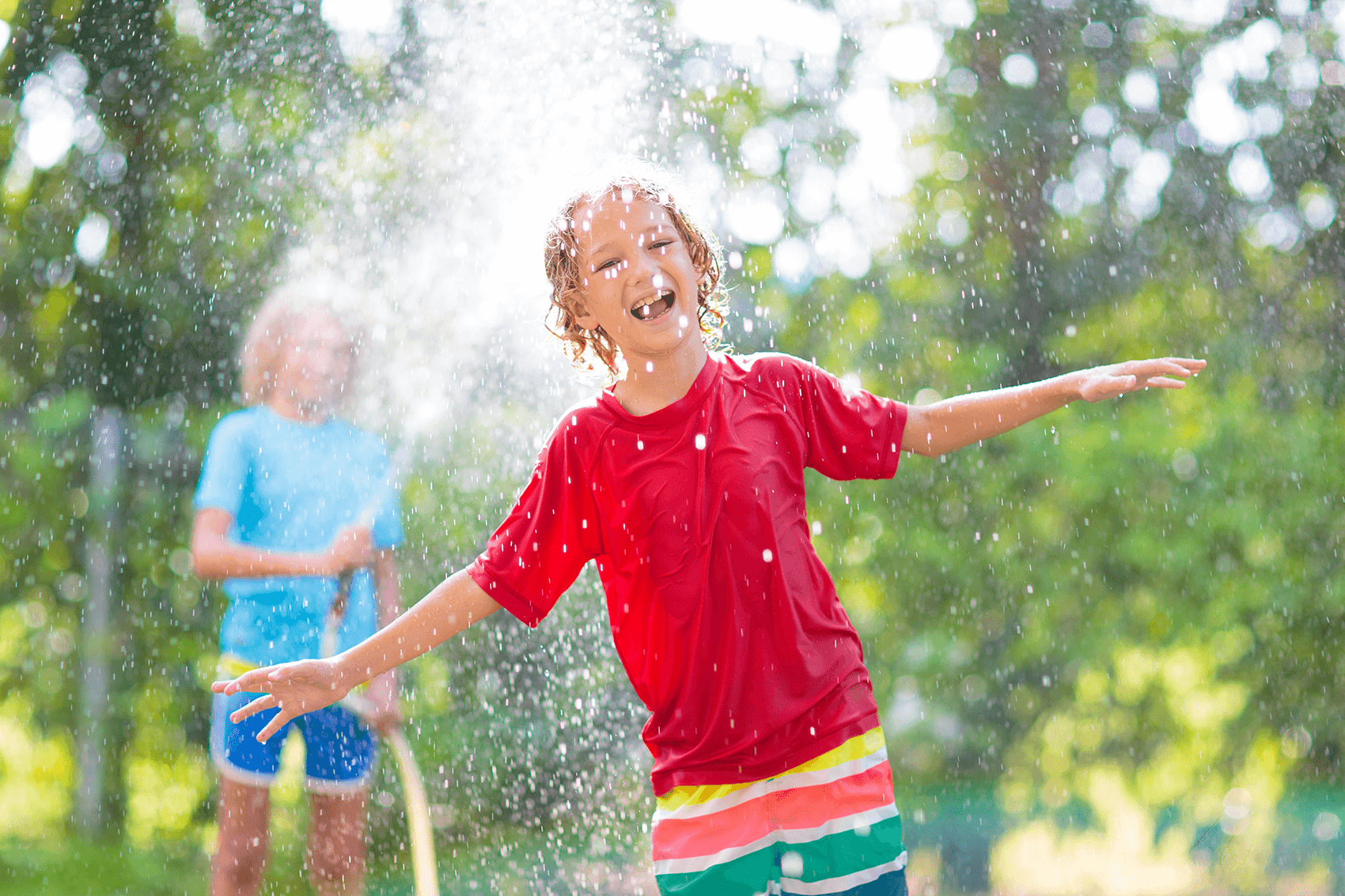 10 geniale Wasserspiele für Kinder | StadtLandKind.